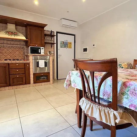 With Parking Near The Airport And Fiumicino